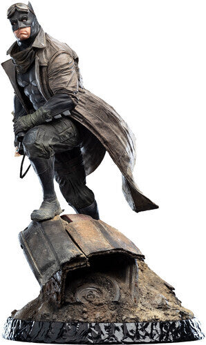 Limited Edition Polystone - WETA Workshop Limited Edition Polystone - Zack Snyder's Justice League: Batman 1:4 Scale Statue