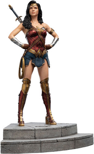 Open Edition Polystone - WETA Workshop Polystone - Justice League (Zack Snyder) - Trinity Series - Wonder Woman 1:6 Scale Statue